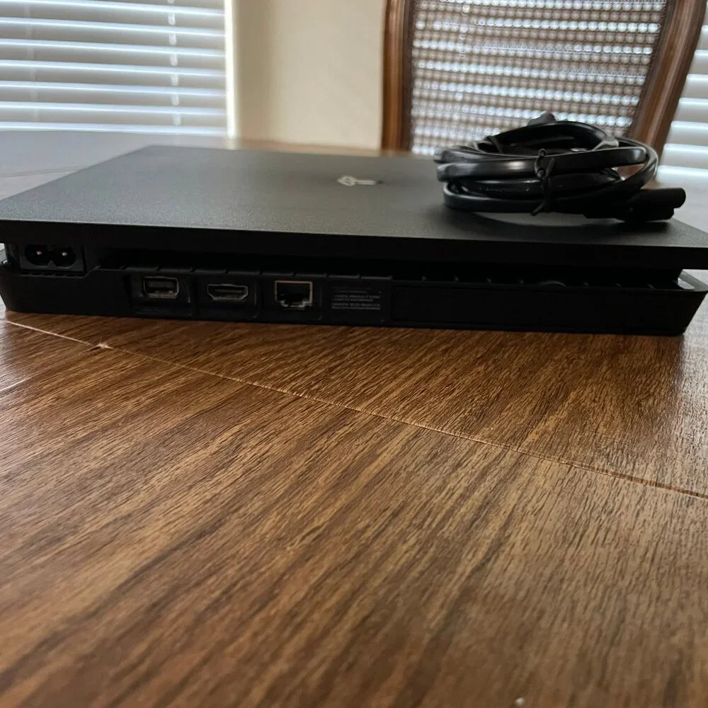 Sony PS4 slim 500G 3 dual shock ps4 wireless controller 5 games